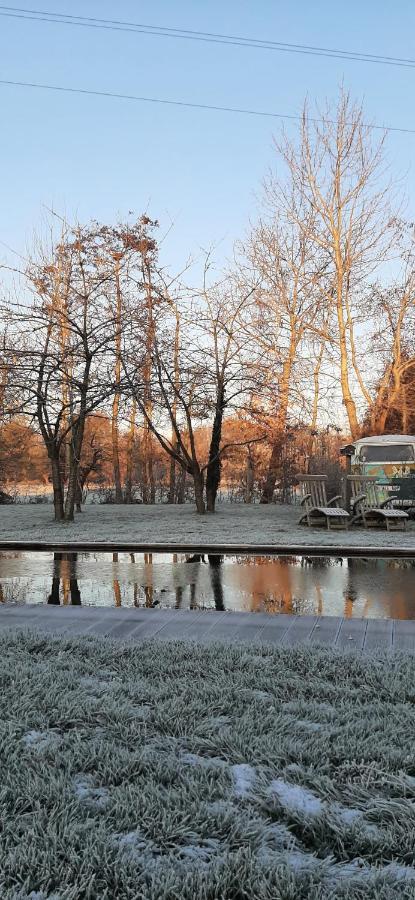 B & B Victors Hof, Met Zwemvijver In Landelijke Setting Lievegem Buitenkant foto