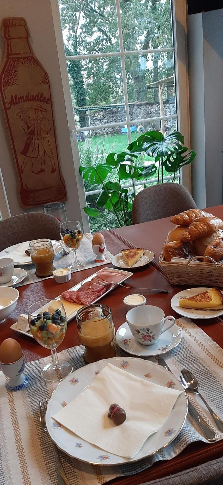 B & B Victors Hof, Met Zwemvijver In Landelijke Setting Lievegem Buitenkant foto